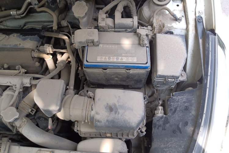 Used Hyundai Verna (older generation) 2016 1.4L Automatic Smart GLS Engine Bay Left