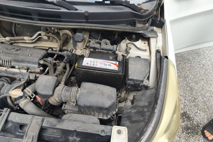 Used Hyundai Verna (older generation) 2016 1.4L Automatic Smart GLS Engine Bay Left