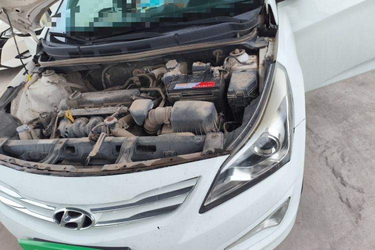 Used Hyundai Verna (older generation) 2016 1.4L Manual Flagship TOP Model Engine Bay Left