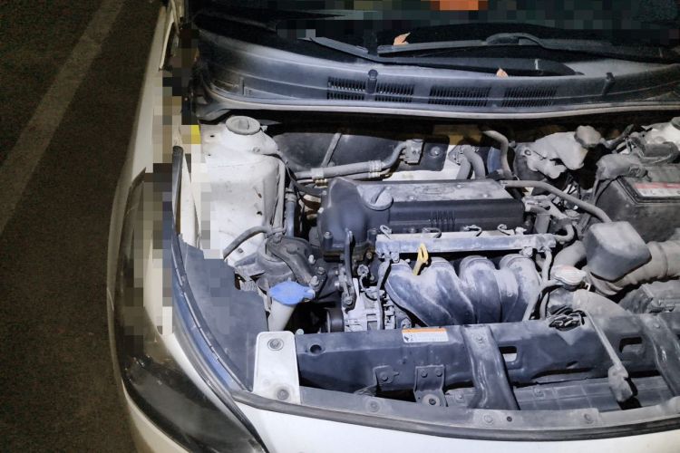 Used Hyundai Verna (older generation) 2016 1.4L Manual Smart GLS Trim Engine Bay Right