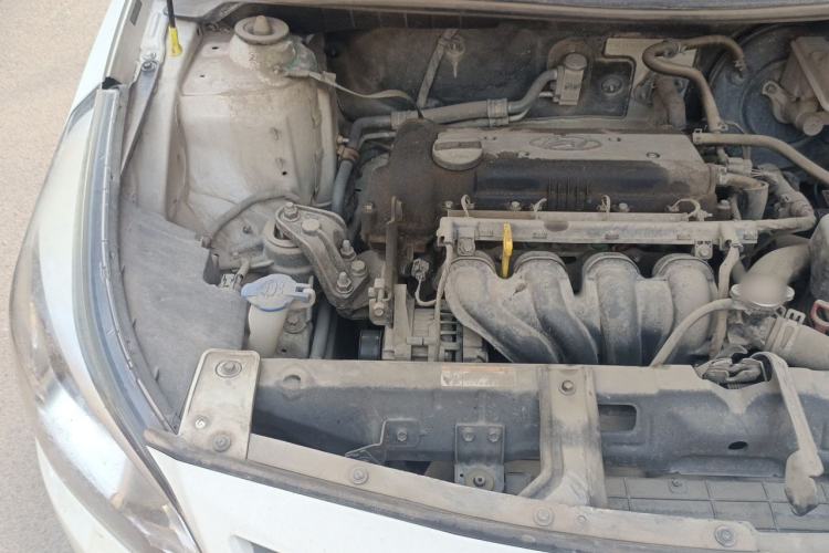 Used Hyundai Verna (older generation) 2016 1.4L Automatic Smart GLS Engine Bay Right