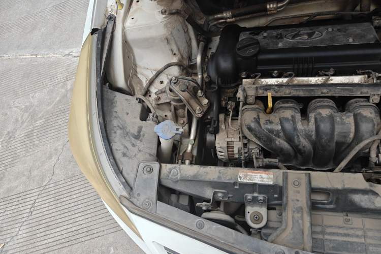 Used Hyundai Verna (older generation) 2016 1.4L Automatic Smart GLS Engine Bay Right