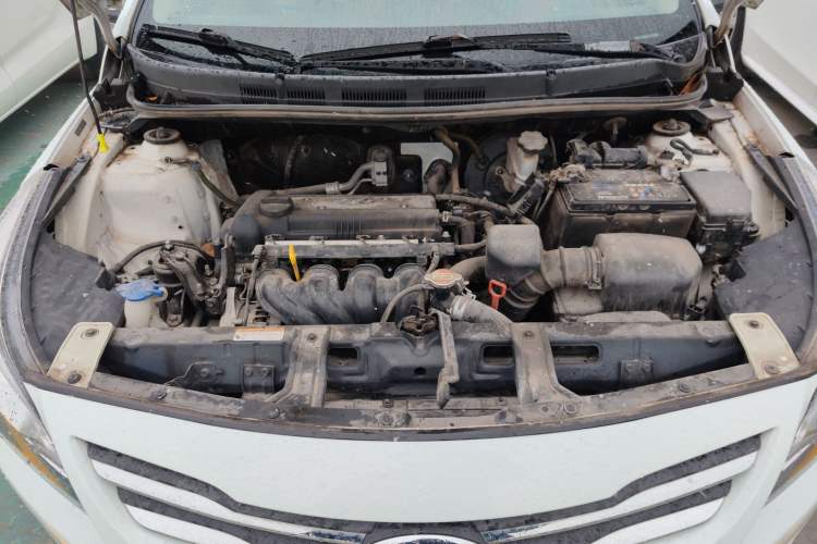 Used Hyundai Verna (older generation) 2016 1.4L Automatic Smart GLS Engine Bay