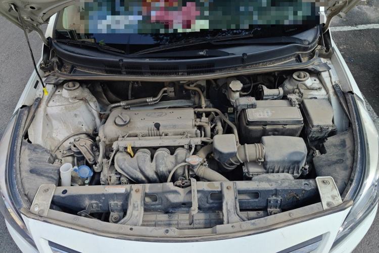 Used Hyundai Verna (older generation) 2016 1.4L Manual Fashion GS Engine Bay