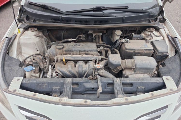 Used Hyundai Verna (older generation) 2016 1.4L Manual Smart GLS Trim Engine Bay