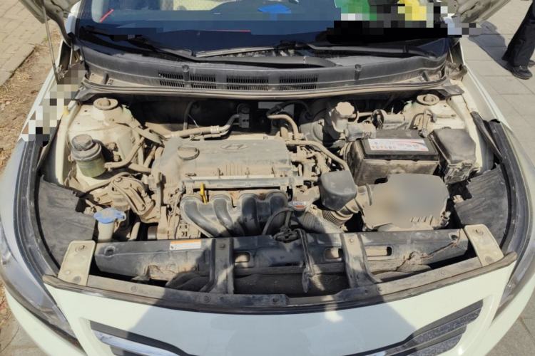 Used Hyundai Verna (older generation) 2016 1.4L Manual Smart GLS Trim Engine Bay