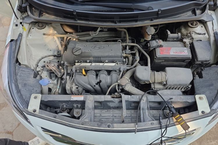 Used Hyundai Verna (older generation) 2016 1.4L Manual Smart GLS Trim Engine Bay
