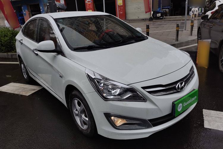 Used Hyundai Verna (older generation) 2016 1.4L Automatic Smart GLS Exterior 1
