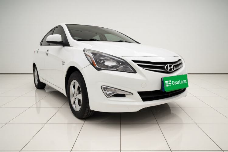 Used Hyundai Verna (older generation) 2016 1.4L Manual Smart GLS Trim Exterior 2