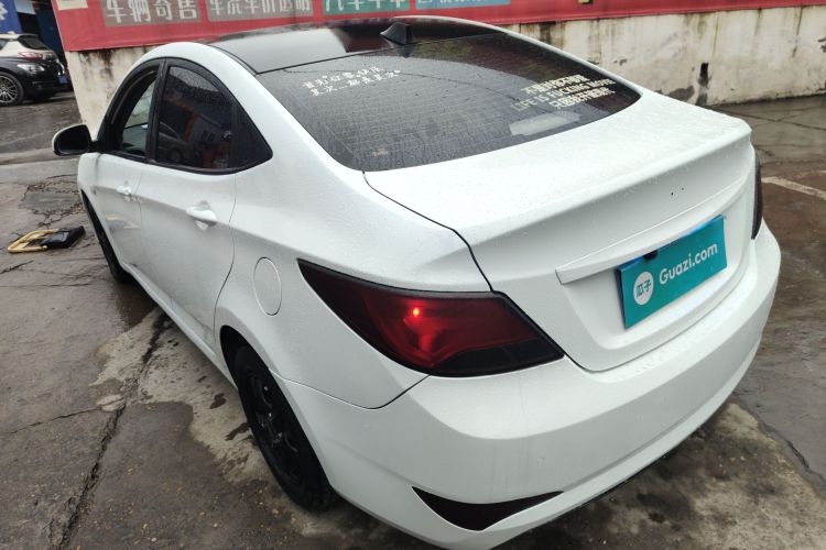 Used Hyundai Verna (older generation) 2016 1.4L Automatic Smart GLS Exterior 2