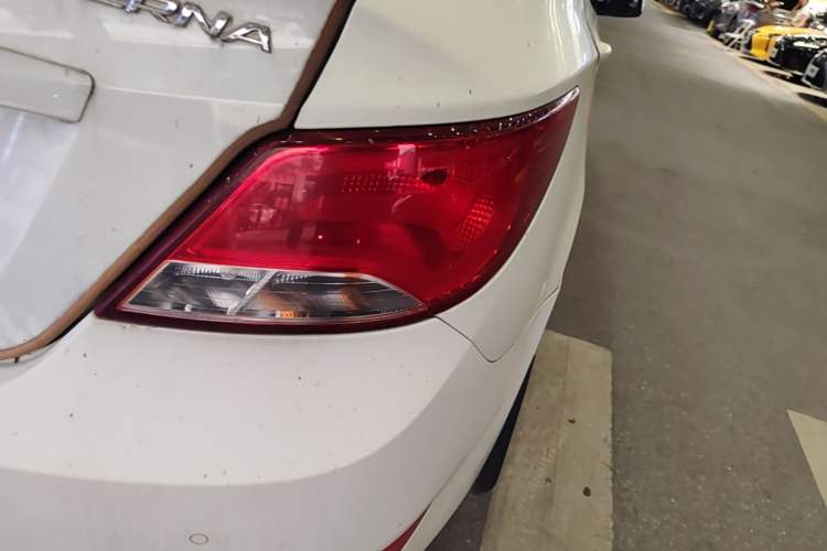 Used Hyundai Verna (older generation) 2016 1.4L Manual Smart GLS Trim Exterior 3