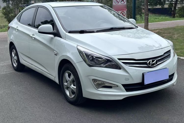 Used Hyundai Verna (older generation) 2016 1.4L Automatic Smart GLS Exterior 3