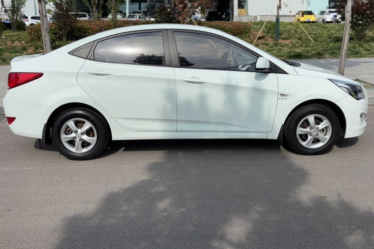 Used Hyundai Verna (older generation) 2016 1.4L Manual Smart GLS Trim Exterior 3