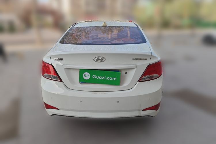Used Hyundai Verna (older generation) 2016 1.4L Manual Smart GLS Trim Exterior 4