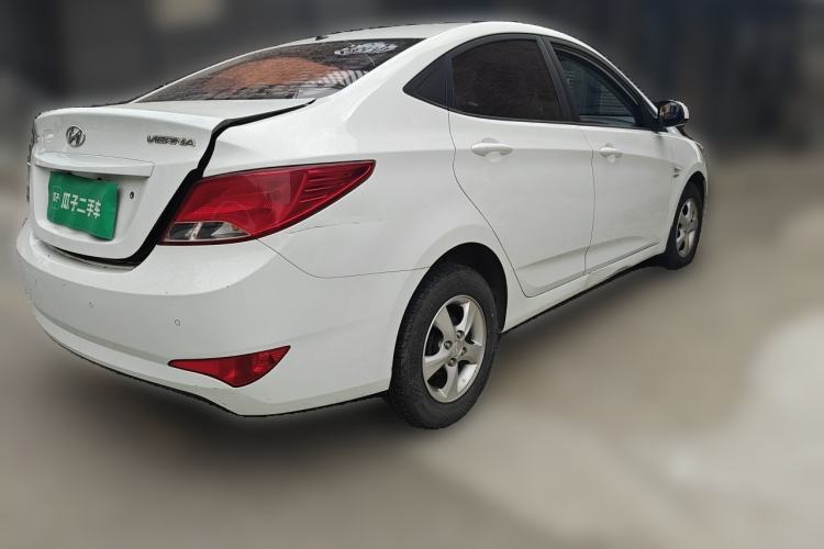 Used Hyundai Verna (older generation) 2016 1.4L Automatic Smart GLS Exterior 5