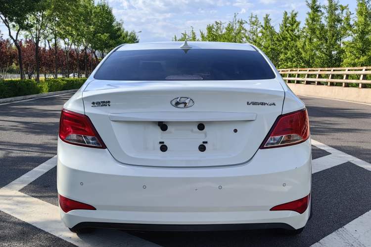 Used Hyundai Verna (older generation) 2016 1.4L Manual Smart GLS Trim Exterior 7