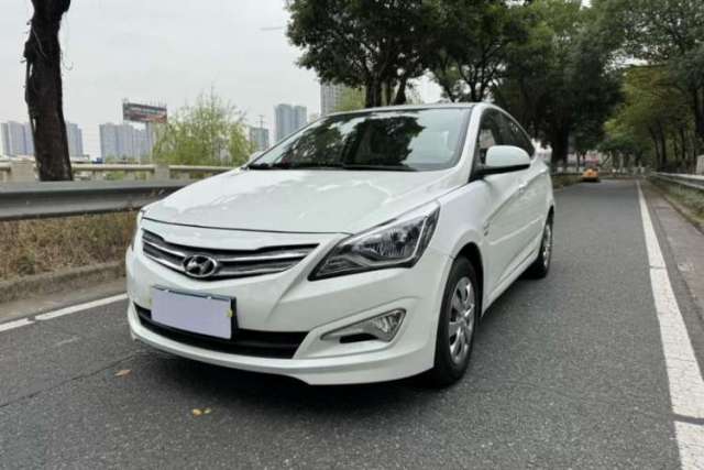 Used Hyundai Verna (older generation) 2016 1.4L Manual Smart GLS Trim