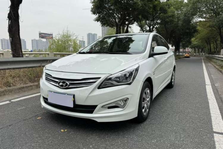 Hyundai Verna (older generation) 2016 1.4L Manual Smart GLS Trim usata Guazi used car, China used car export, Used car for sale, Used cars, Cheapest cars for sale