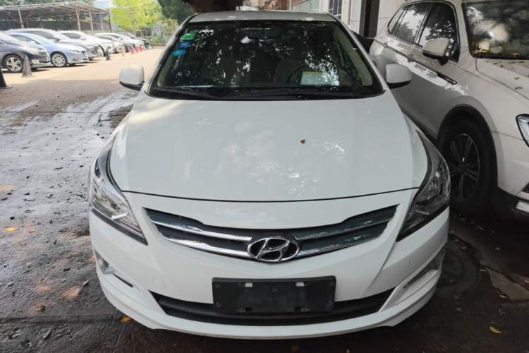 Used Hyundai Verna (older generation) 2016 1.4L Automatic Smart GLS Front