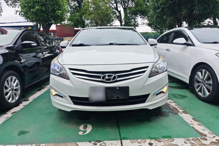 Used Hyundai Verna (older generation) 2016 1.4L Automatic Smart GLS Front