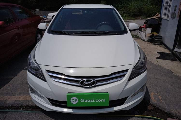Used Hyundai Verna (older generation) 2016 1.4L Manual Smart GLS Trim Front