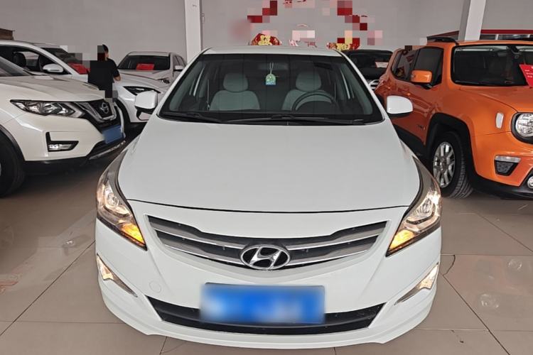 Used Hyundai Verna (older generation) 2016 1.4L Manual Smart GLS Trim Front