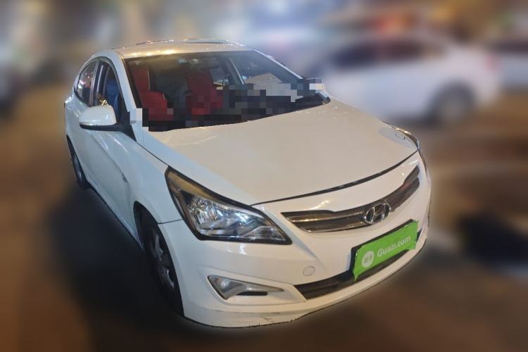 Used Hyundai Verna (older generation) 2016 1.4L Manual Smart GLS Trim Front Right 45 Deg