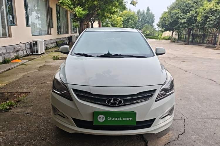 Used Hyundai Verna (older generation) 2016 1.4L Manual Smart GLS Trim Front