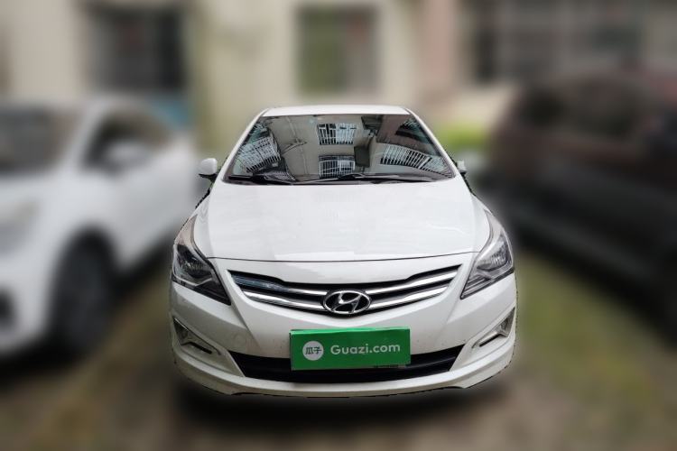 Used Hyundai Verna (older generation) 2016 1.4L Manual Smart GLS Trim Front