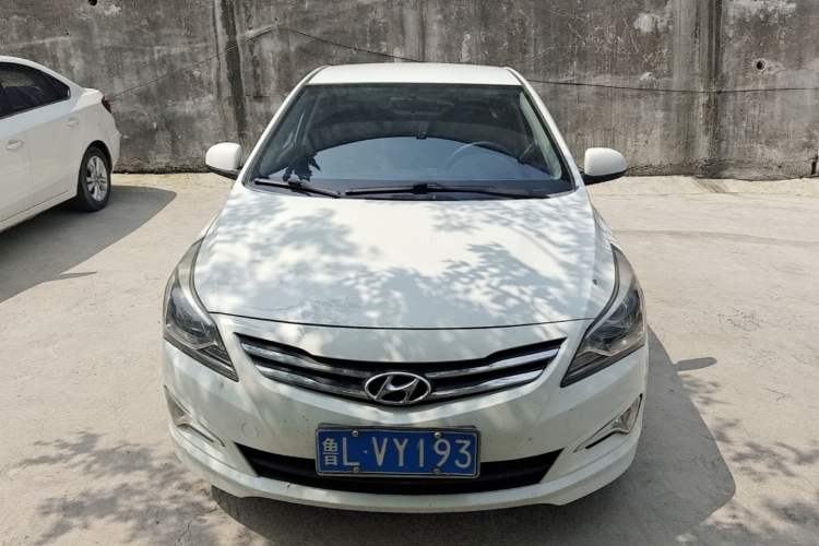 Used Hyundai Verna (older generation) 2016 1.4L Manual Smart GLS Trim Front