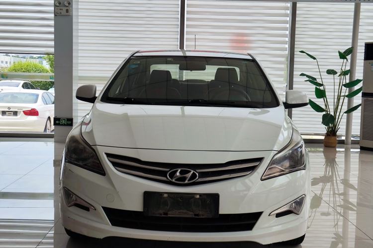 Used Hyundai Verna (older generation) 2016 1.4L Automatic Smart GLS Front