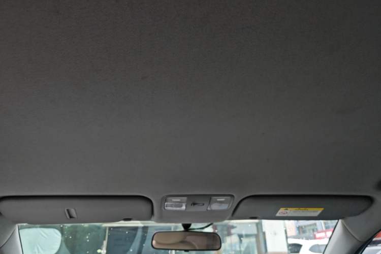 Used Hyundai Verna (older generation) 2016 1.4L Automatic Smart GLS Headliner