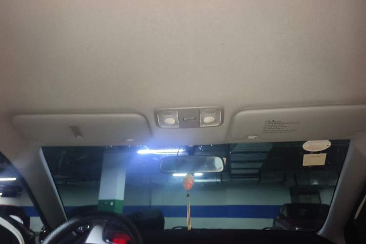 Used Hyundai Verna (older generation) 2016 1.4L Manual Smart GLS Trim Headliner