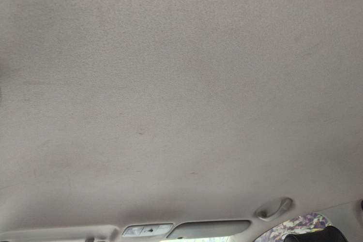 Used Hyundai Verna (older generation) 2016 1.4L Automatic Smart GLS Headliner