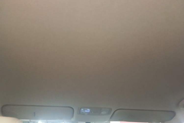 Used Hyundai Verna (older generation) 2016 1.4L Automatic Smart GLS Headliner
