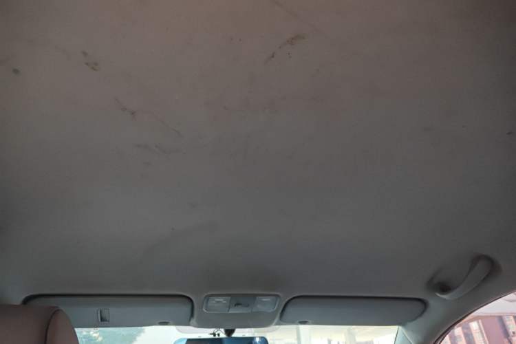 Used Hyundai Verna (older generation) 2016 1.4L Automatic Smart GLS Headliner