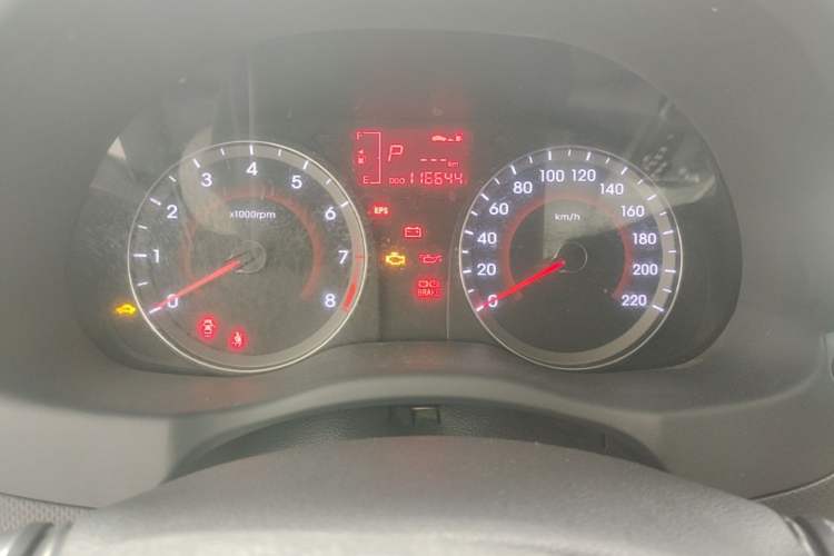 Used Hyundai Verna (older generation) 2016 1.4L Automatic Leading-Edge GLX Instrument Cluster