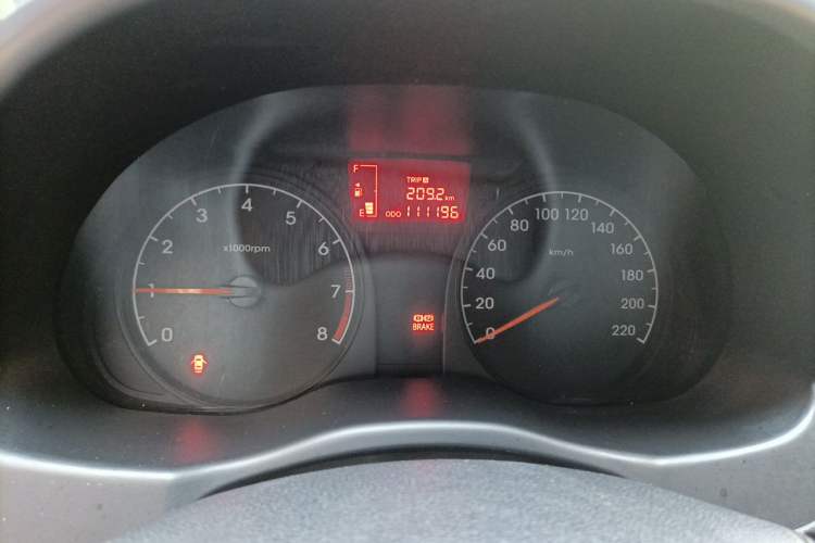 Used Hyundai Verna (older generation) 2016 1.4L Manual Smart GLS Trim Instrument Cluster