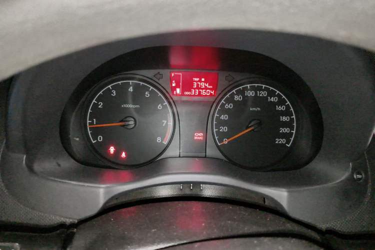 Used Hyundai Verna (older generation) 2016 1.4L Manual Smart GLS Trim Instrument Cluster