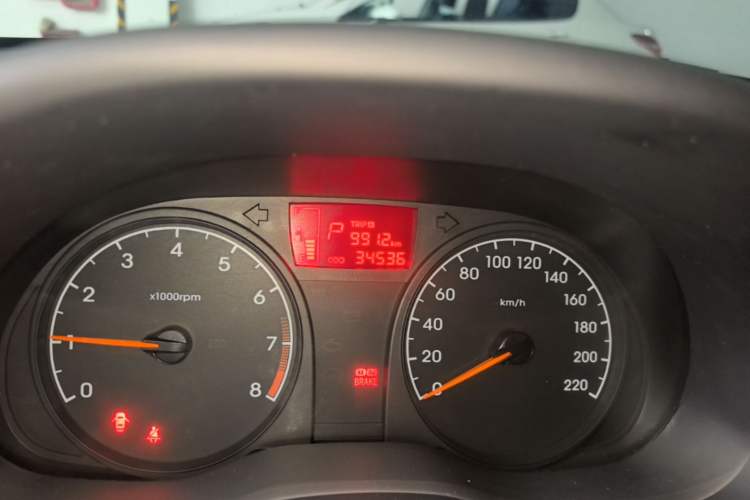 Used Hyundai Verna (older generation) 2016 1.4L Automatic Smart GLS Instrument Cluster