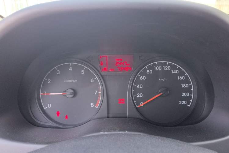 Used Hyundai Verna (older generation) 2016 1.4L Manual Smart GLS Trim Instrument Cluster