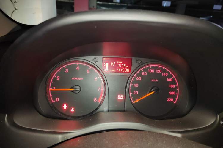 Used Hyundai Verna (older generation) 2016 1.4L Automatic Smart GLS Instrument Cluster