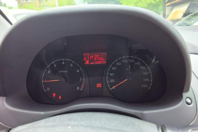 Used Hyundai Verna (older generation) 2016 1.4L Automatic Smart GLS Instrument Cluster