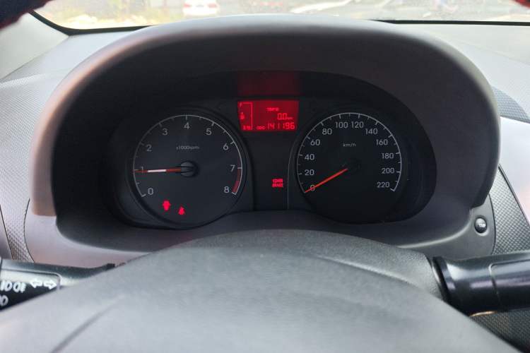 Used Hyundai Verna (older generation) 2016 1.4L Manual Smart GLS Trim Instrument Cluster
