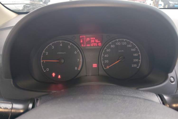Used Hyundai Verna (older generation) 2016 1.4L Automatic Smart GLS Instrument Cluster