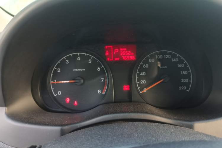 Used Hyundai Verna (older generation) 2016 1.4L Automatic Fashionable GS Model Instrument Cluster