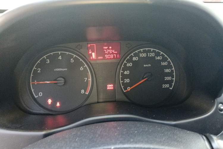 Used Hyundai Verna (older generation) 2016 1.4L Manual Smart GLS Trim Instrument Cluster
