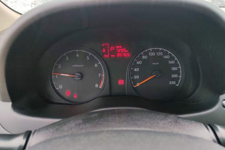 Used Hyundai Verna (older generation) 2016 1.4L Automatic Smart GLS Instrument Cluster