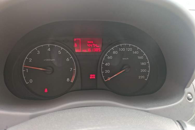 Used Hyundai Verna (older generation) 2016 1.4L Manual Smart GLS Trim Instrument Cluster