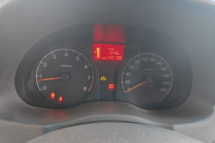 Used Hyundai Verna (older generation) 2016 1.4L Manual Fashion GS Instrument Cluster